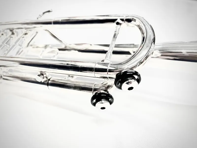 Schilke S32 trumpet-2